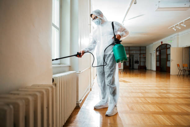 Best Mosquito Control Services  in Milwaukee, WI